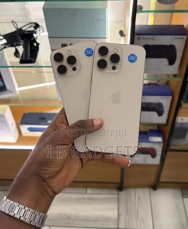 Apple iPhone 16 Pro Max 256 GB Gold