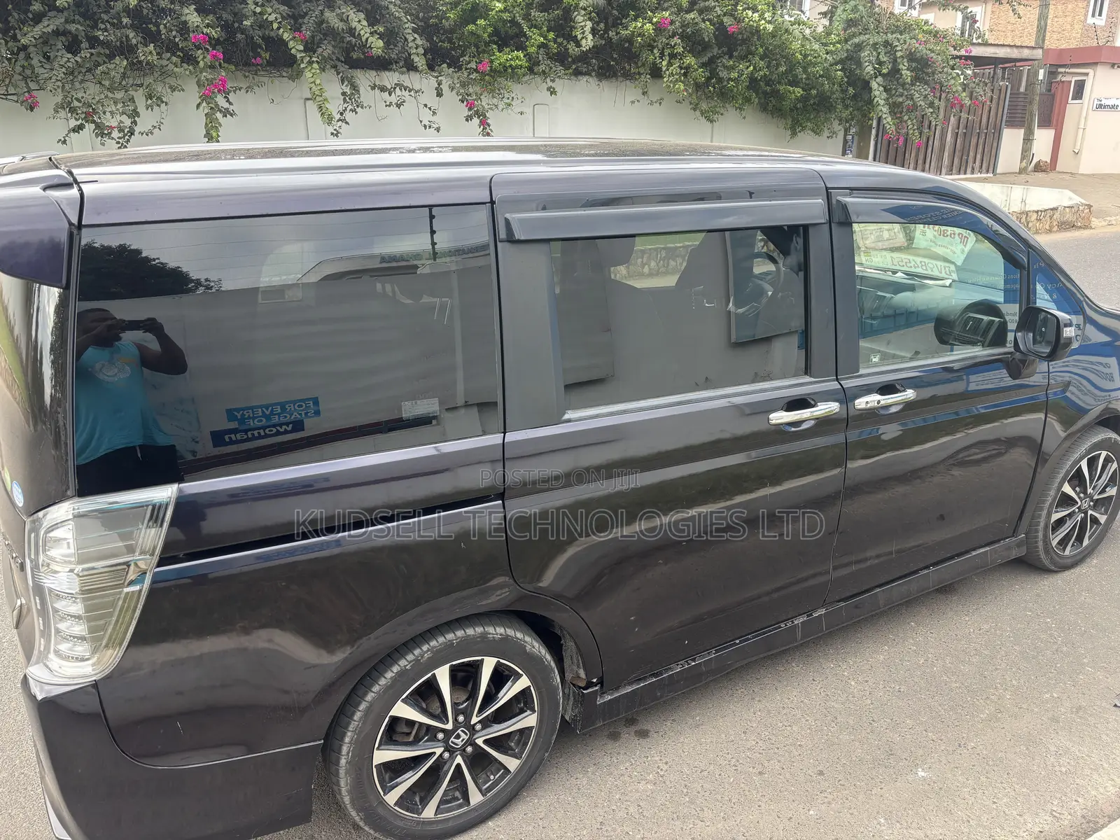 Honda Stepwgn 2014 Maroon