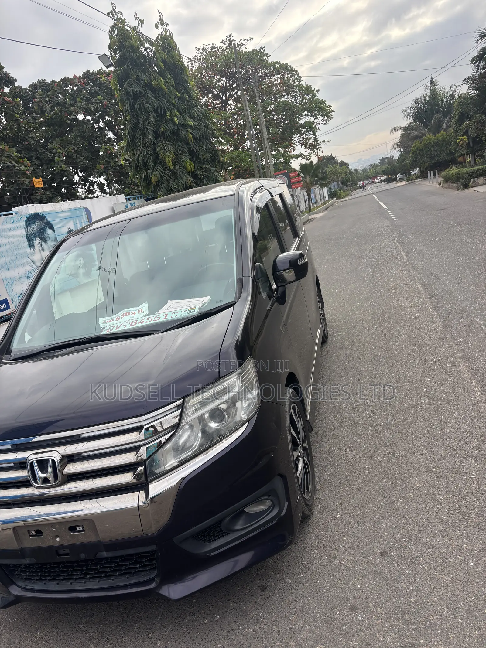 Honda Stepwgn 2014 Maroon