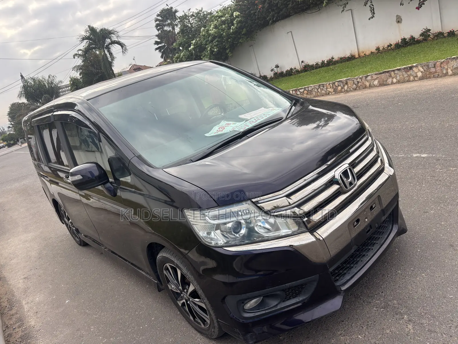 Honda Stepwgn 2014 Maroon