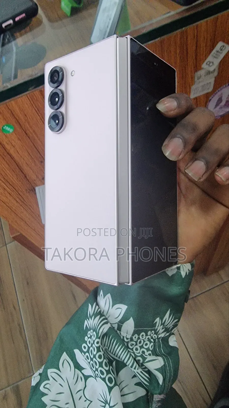 New Samsung Galaxy Z Fold6 256 GB Pink