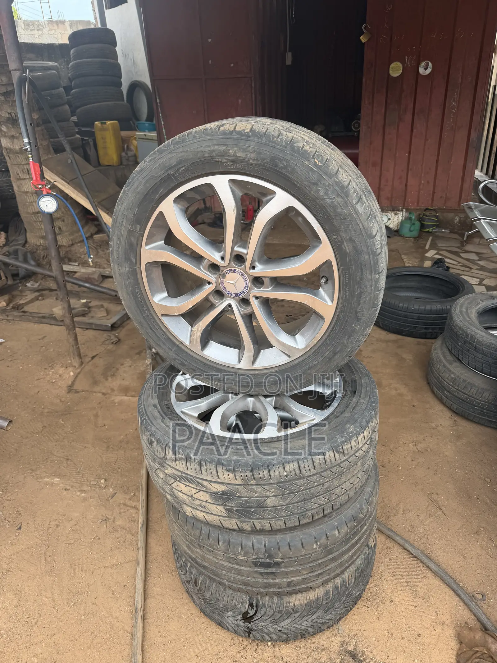 Mercedes-Benz Rim 17 With Tyres