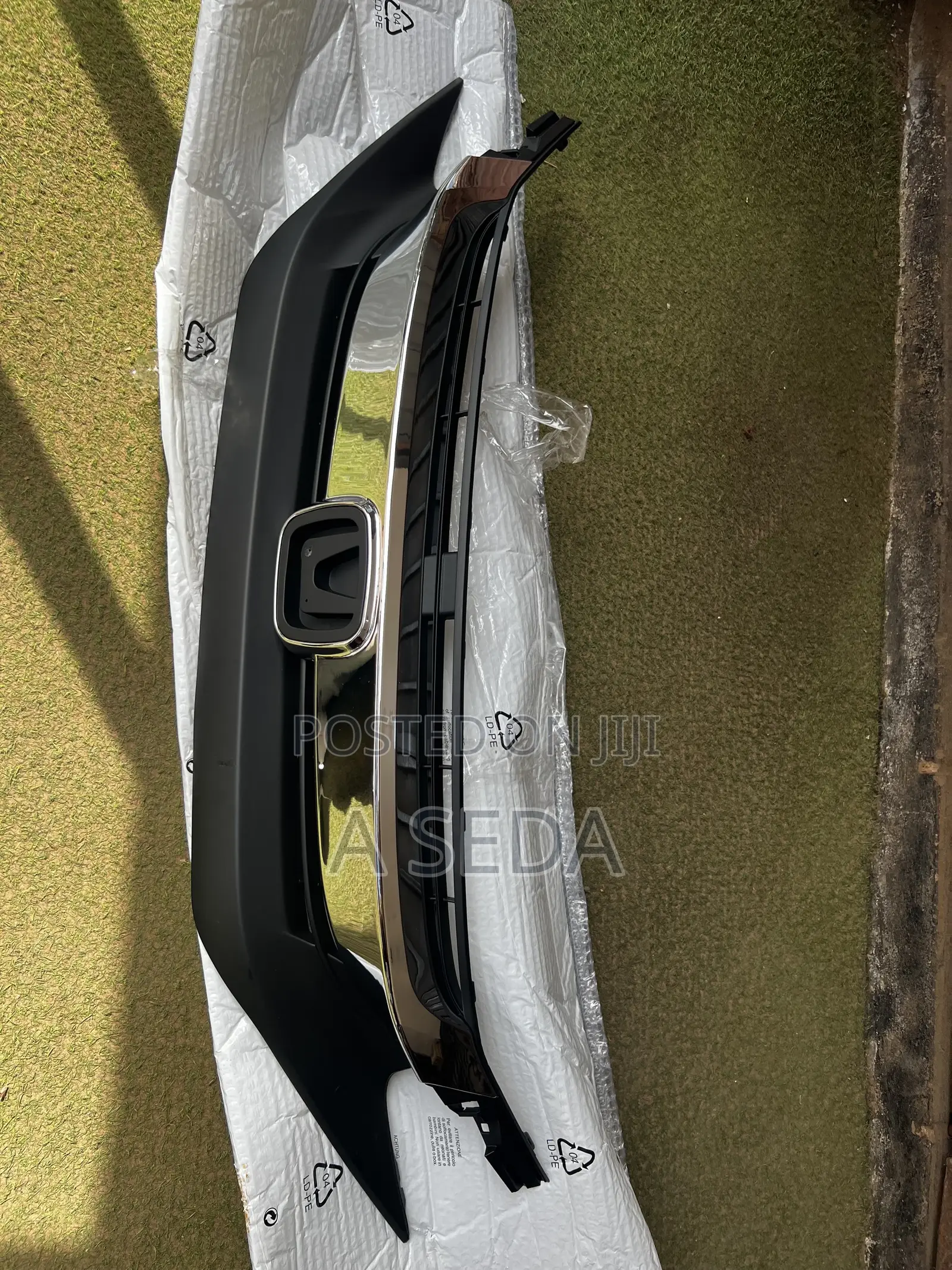 Honda Civic Front Top Grill 2016 20 17, 2018 Brand New