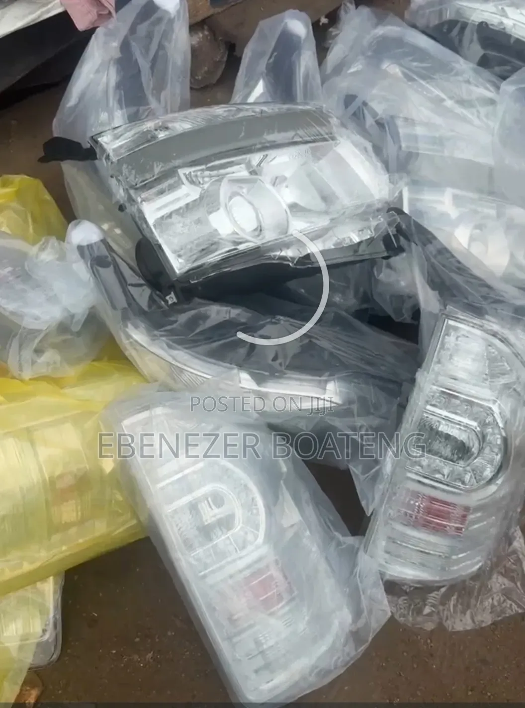 Toyota Voxy 2012 2013 Headlight Pair Brand New Available