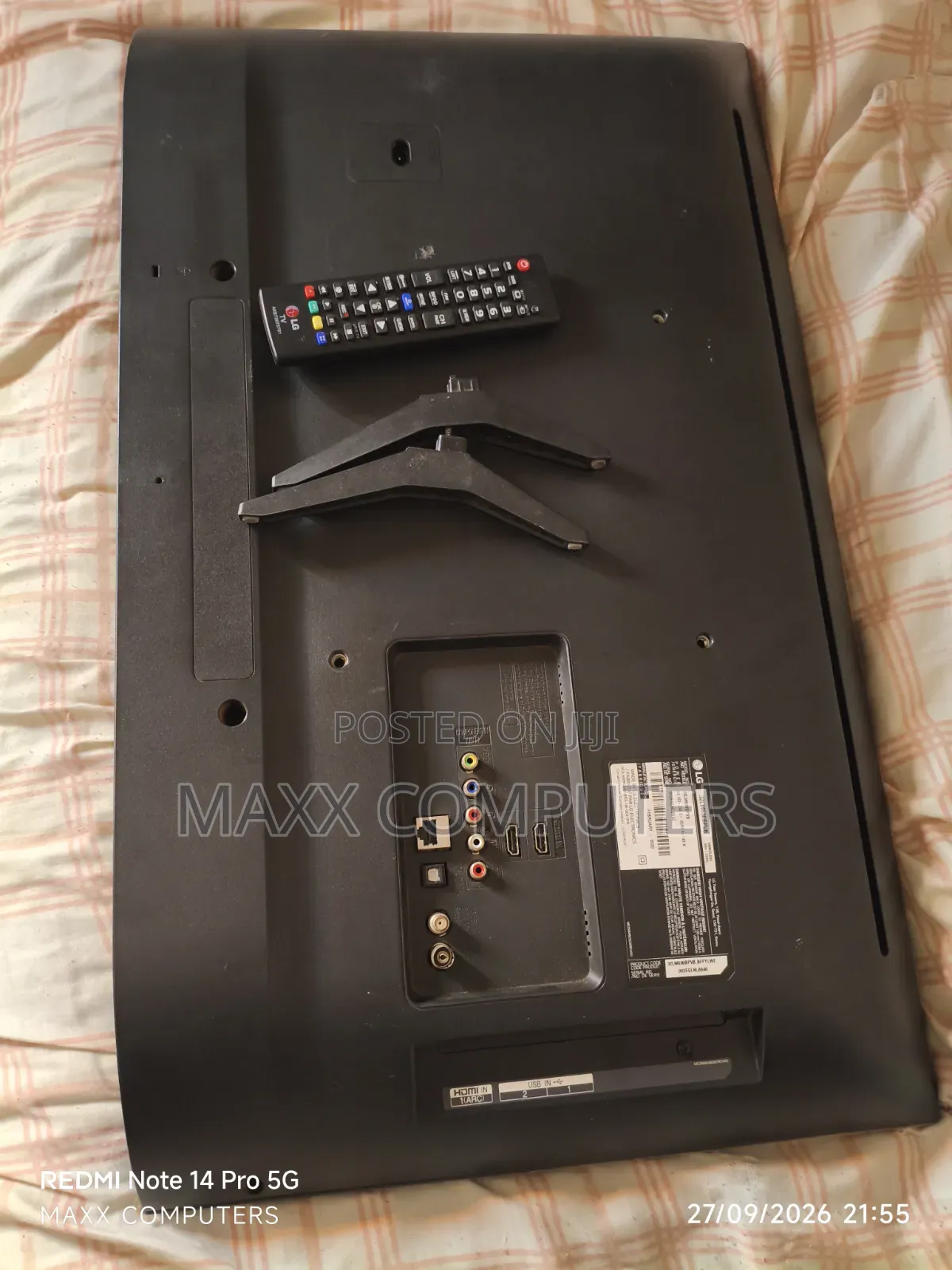 32 Inches Smart LG TV
