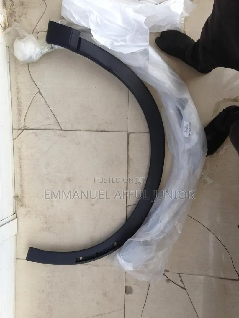Honda Cr-v 2023 Front Wheel Fender Moulding