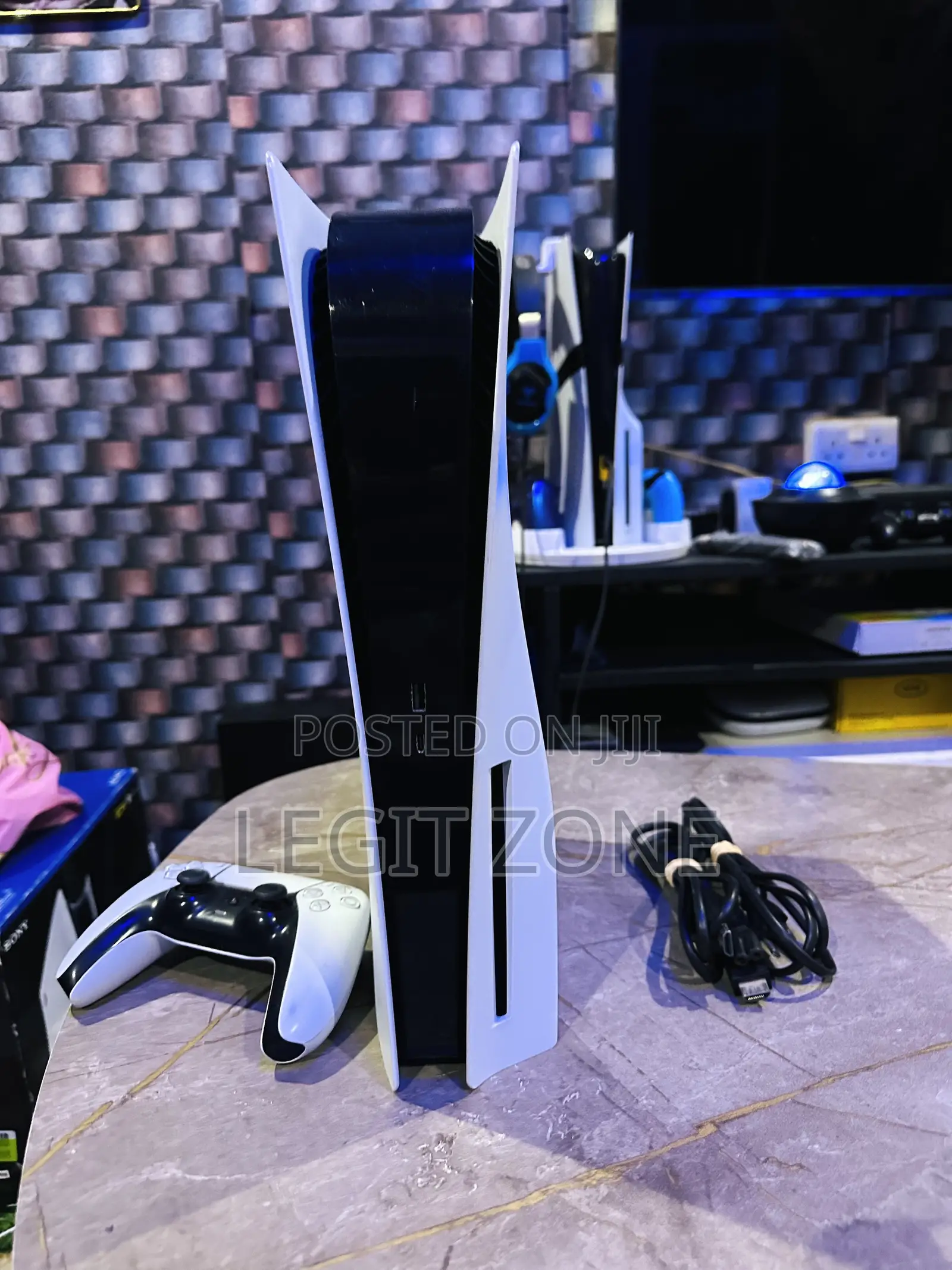 Ps5 Standard With Online Games Installed Neat as Seen