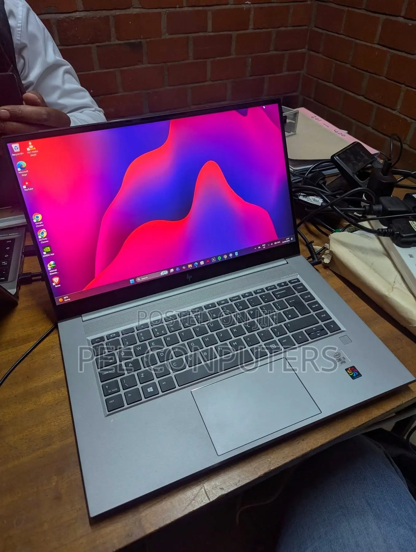 New Laptop HP Zbook Studio G7 32GB Intel Core i7 SSD 512GB