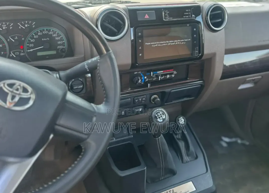 New Toyota Land Cruiser 2022 Gold