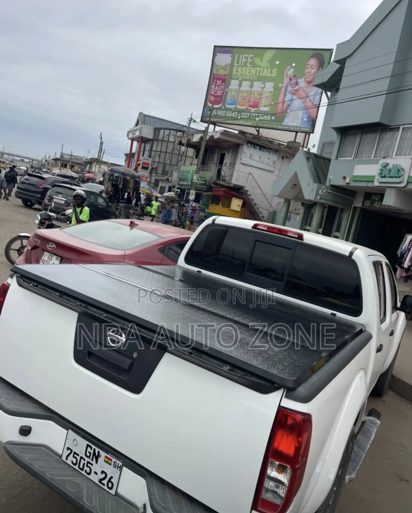 Nissan Navara 2012-2025 Pickup Truck Bucket Cover