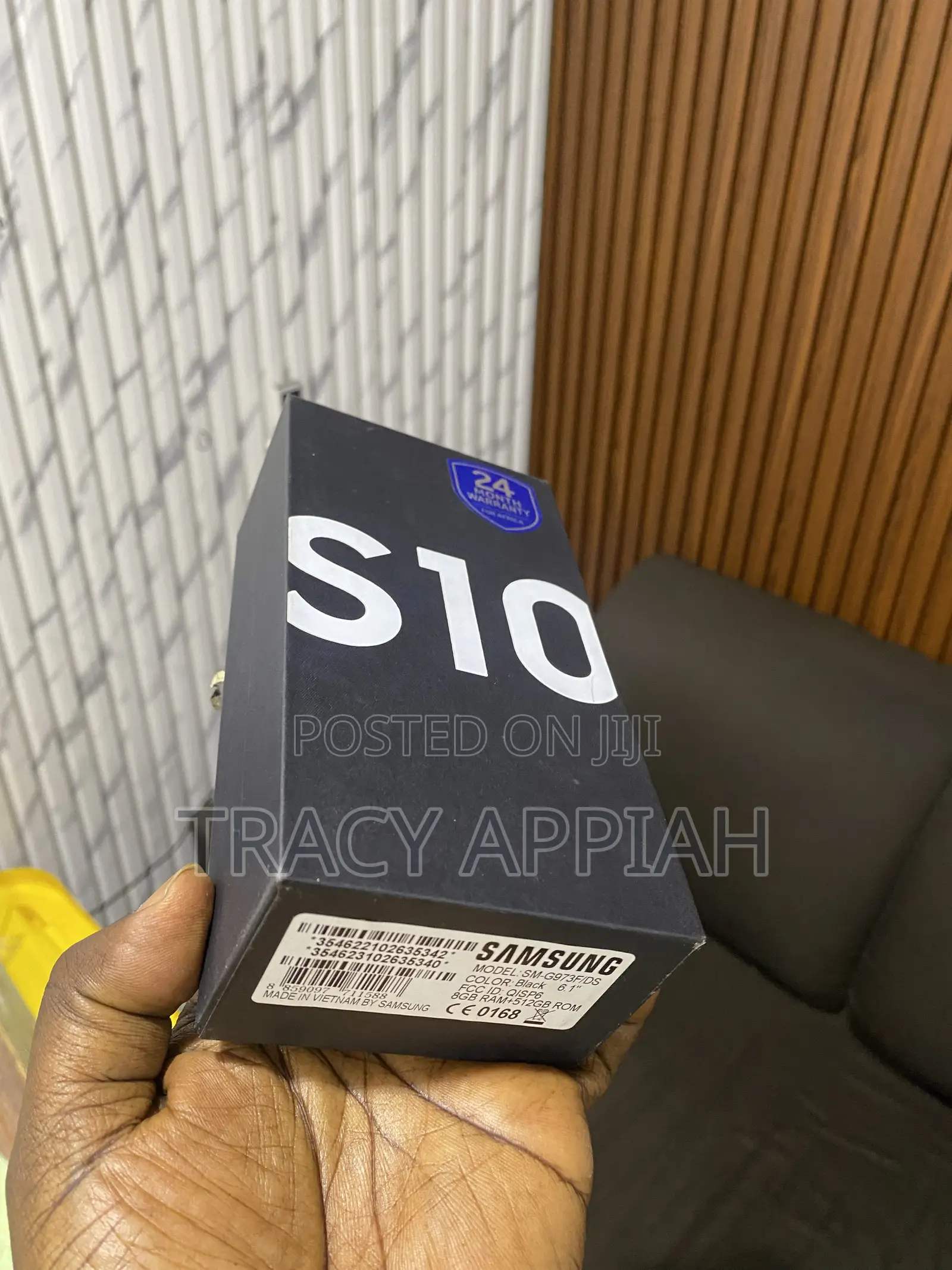 New Samsung Galaxy S10 128 GB Black