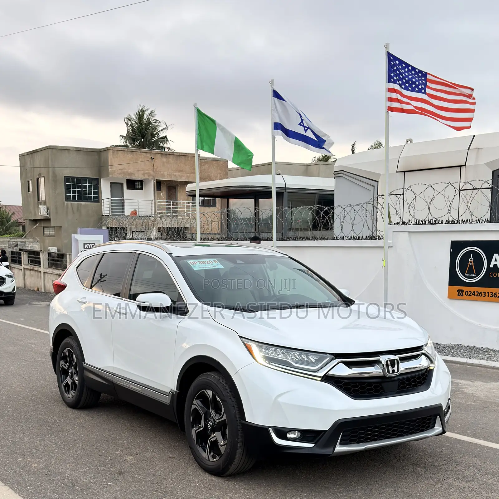 Honda CR-V Touring AWD 2018 White