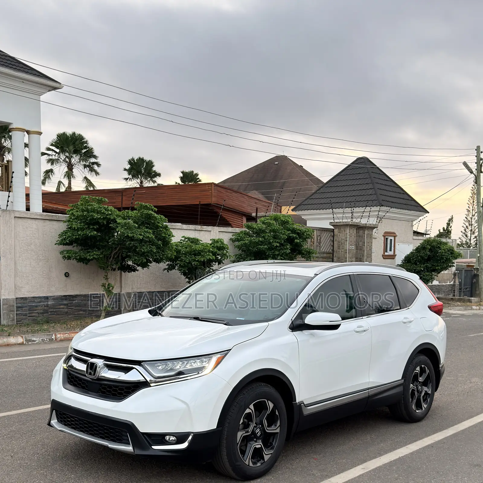 Honda CR-V Touring AWD 2018 White