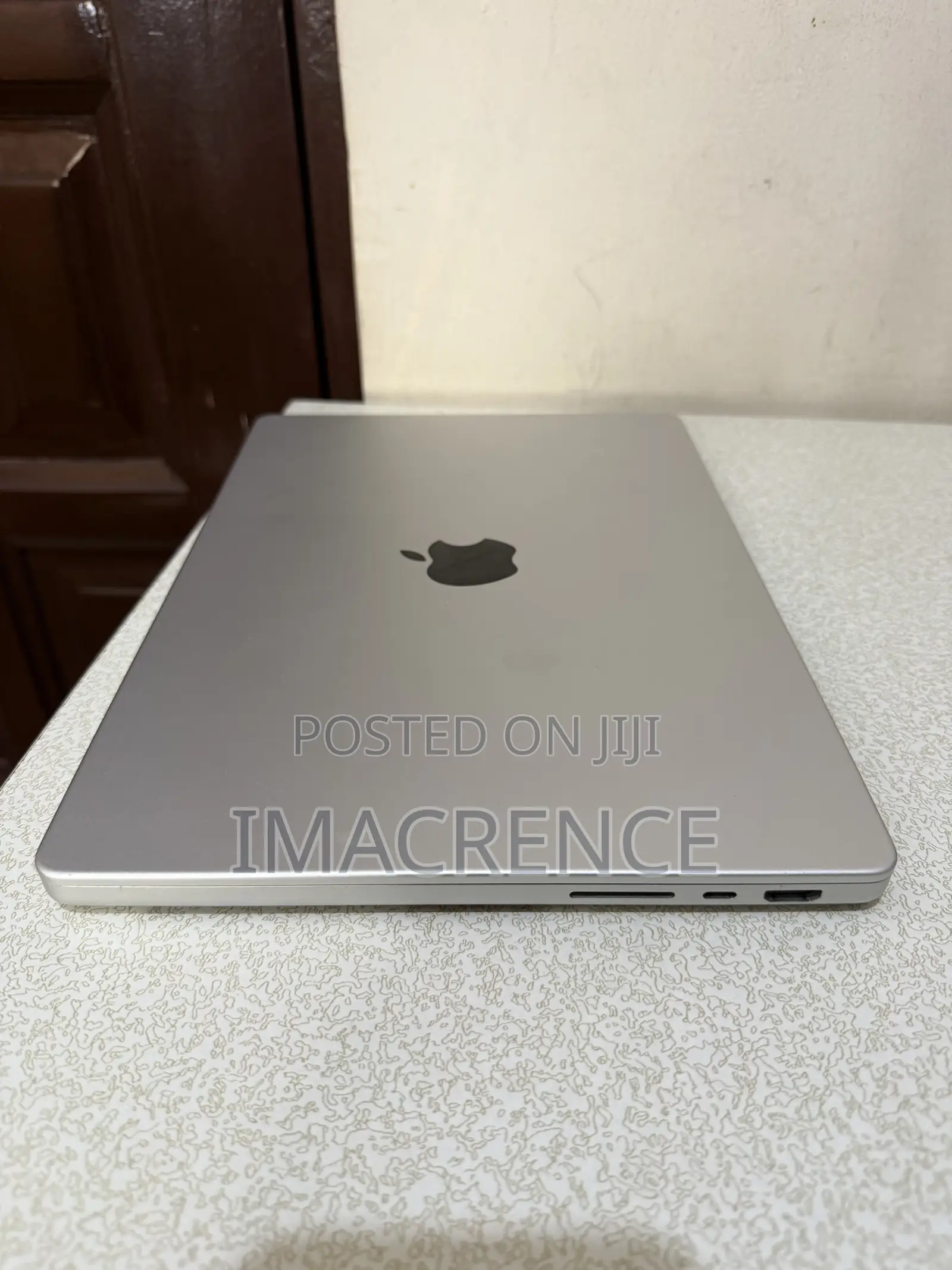 Laptop Apple MacBook Pro 2021 M1 16GB Apple M1 Pro SSD 1T