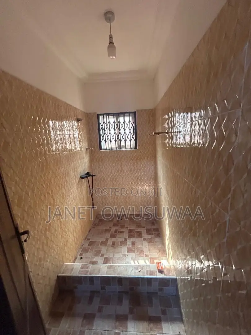 3bdrm House in Abokobi for rent