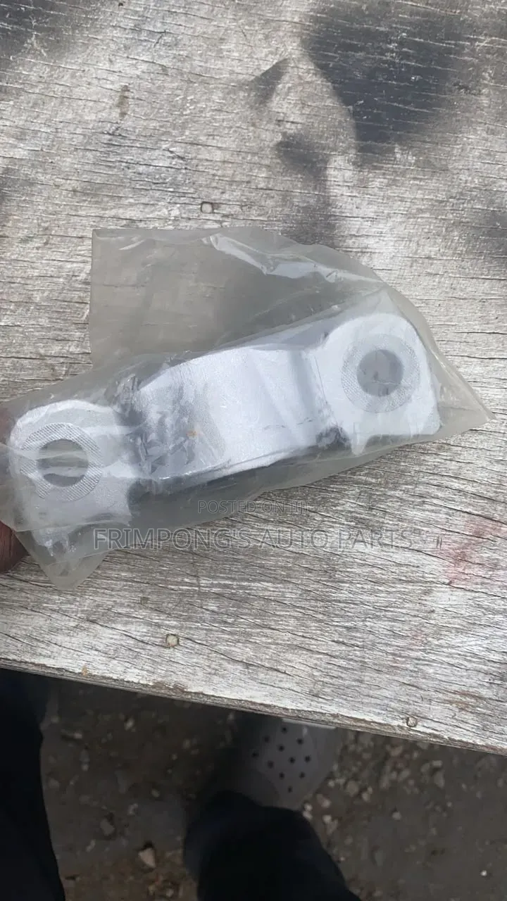 Ford Fusion 2014 Back Top Mount
