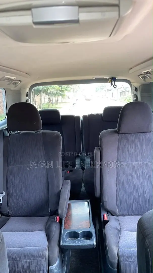 Toyota Alphard 2012 Off white