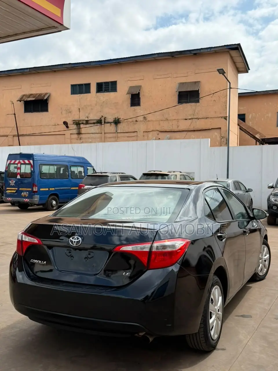 Toyota Corolla LE Plus 4dr Sedan (1.8L 4cyl CVT) 2015 Black
