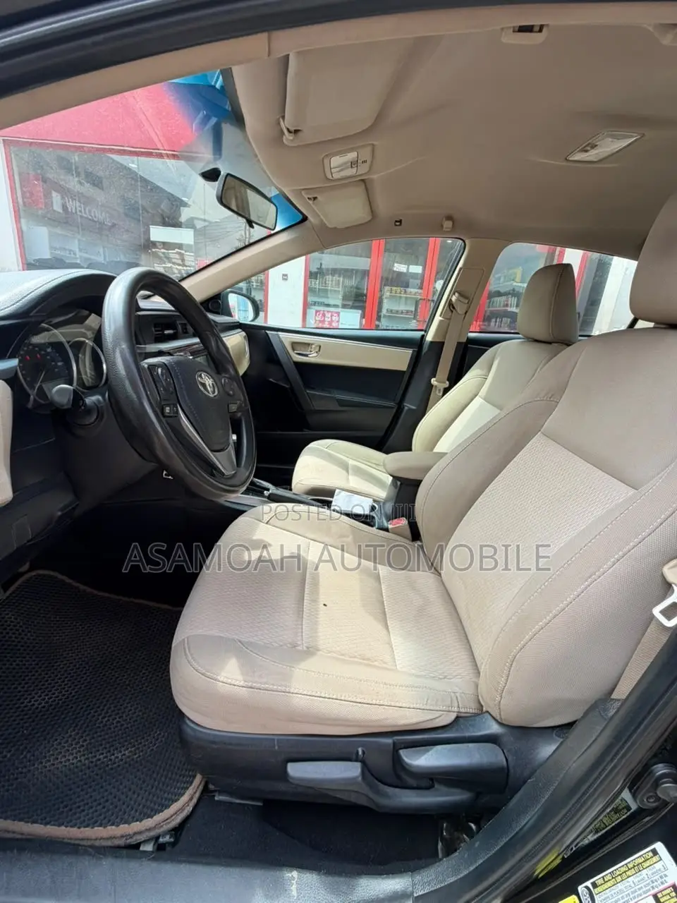 Toyota Corolla LE Plus 4dr Sedan (1.8L 4cyl CVT) 2015 Black