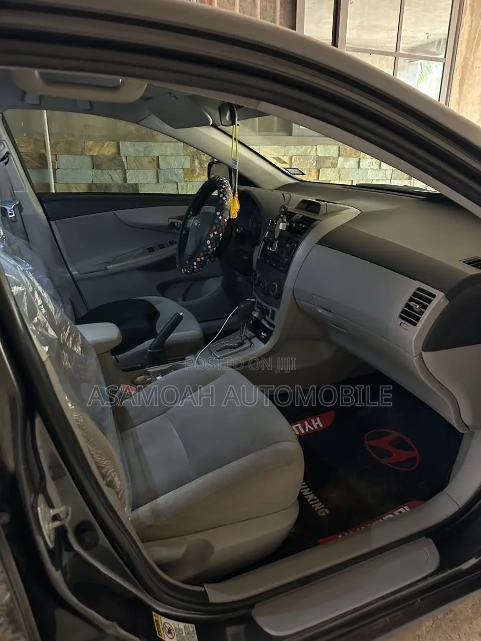 Toyota Corolla L 4-Speed Automatic 2013 Gray