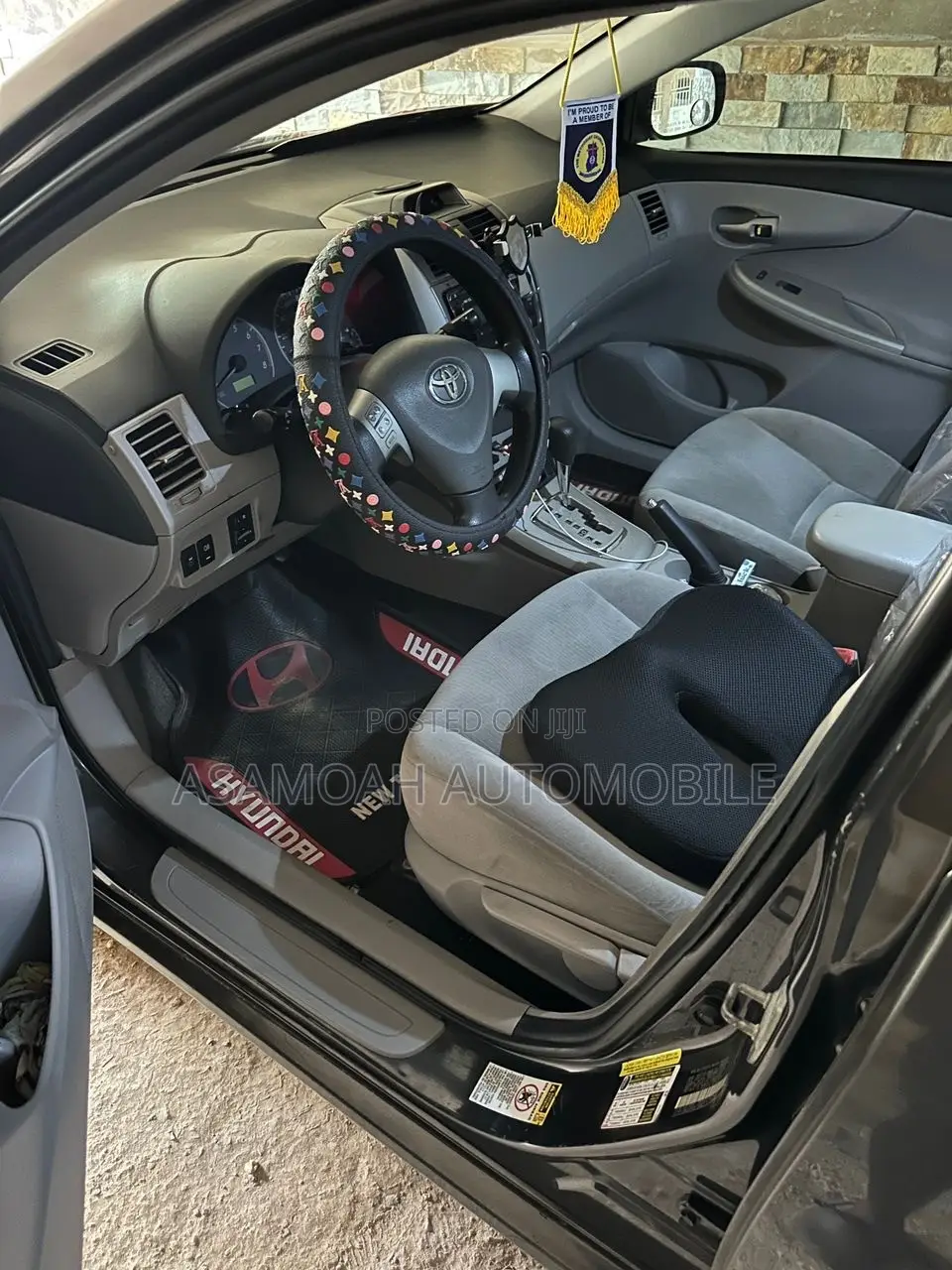 Toyota Corolla L 4-Speed Automatic 2013 Gray