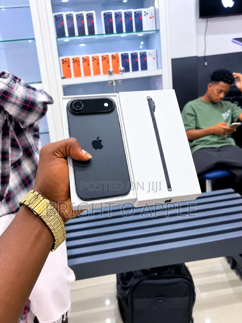 New Apple iPhone Air 256 GB Black