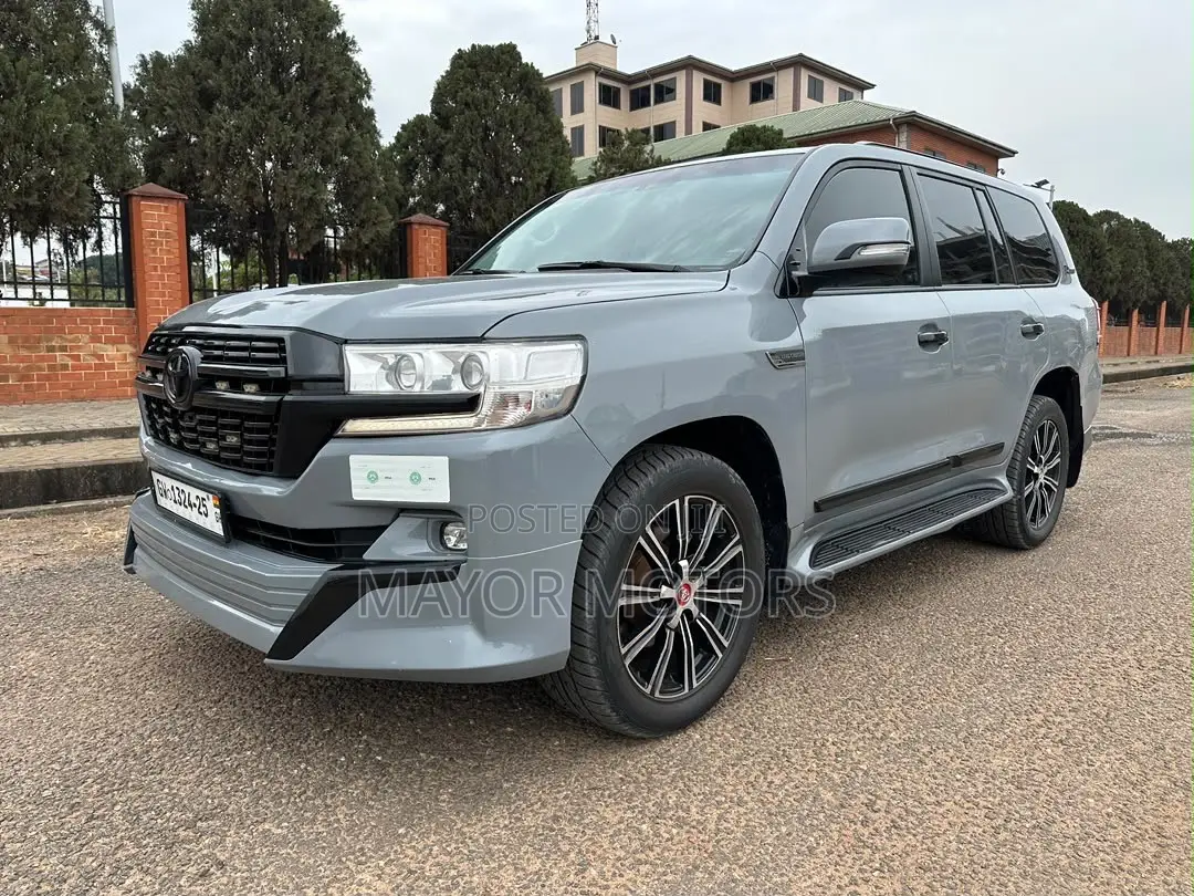 Toyota Land Cruiser 4.5 V8 DSL 2013