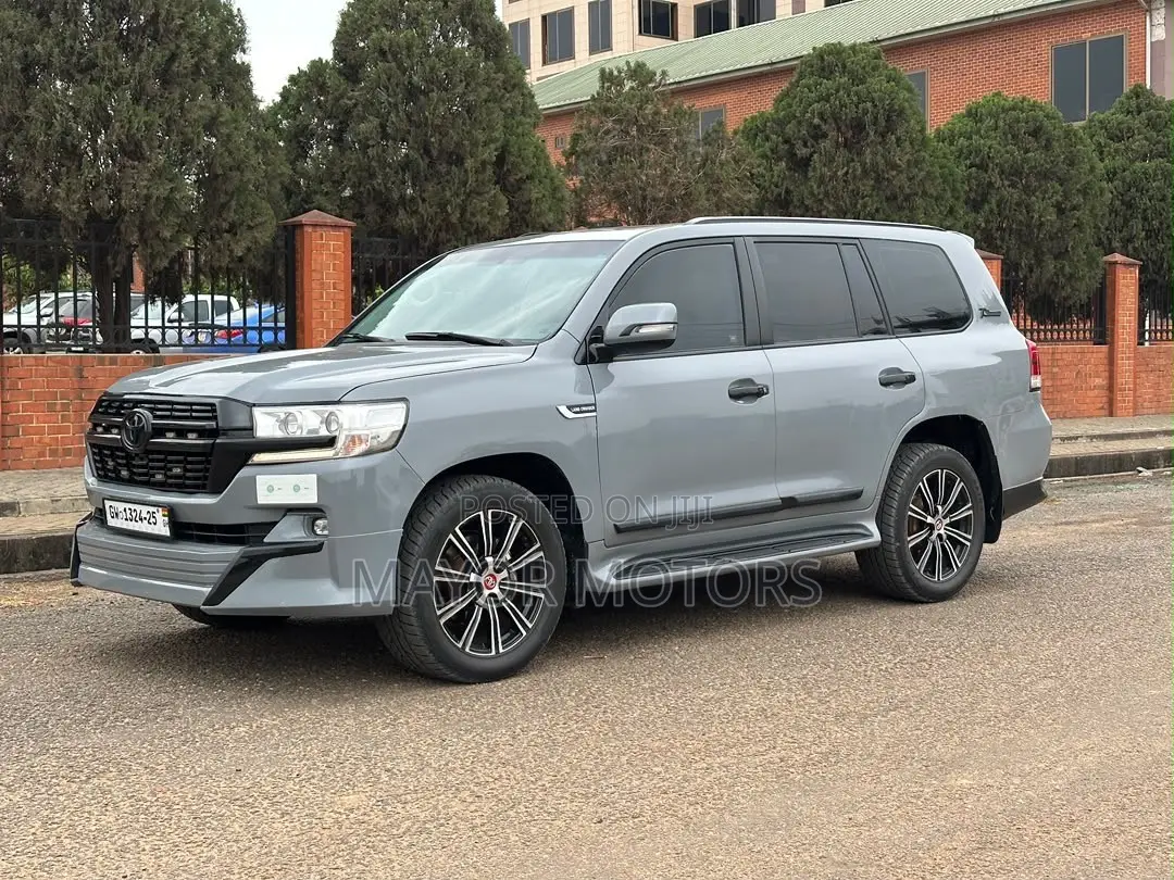 Toyota Land Cruiser 4.5 V8 DSL 2013