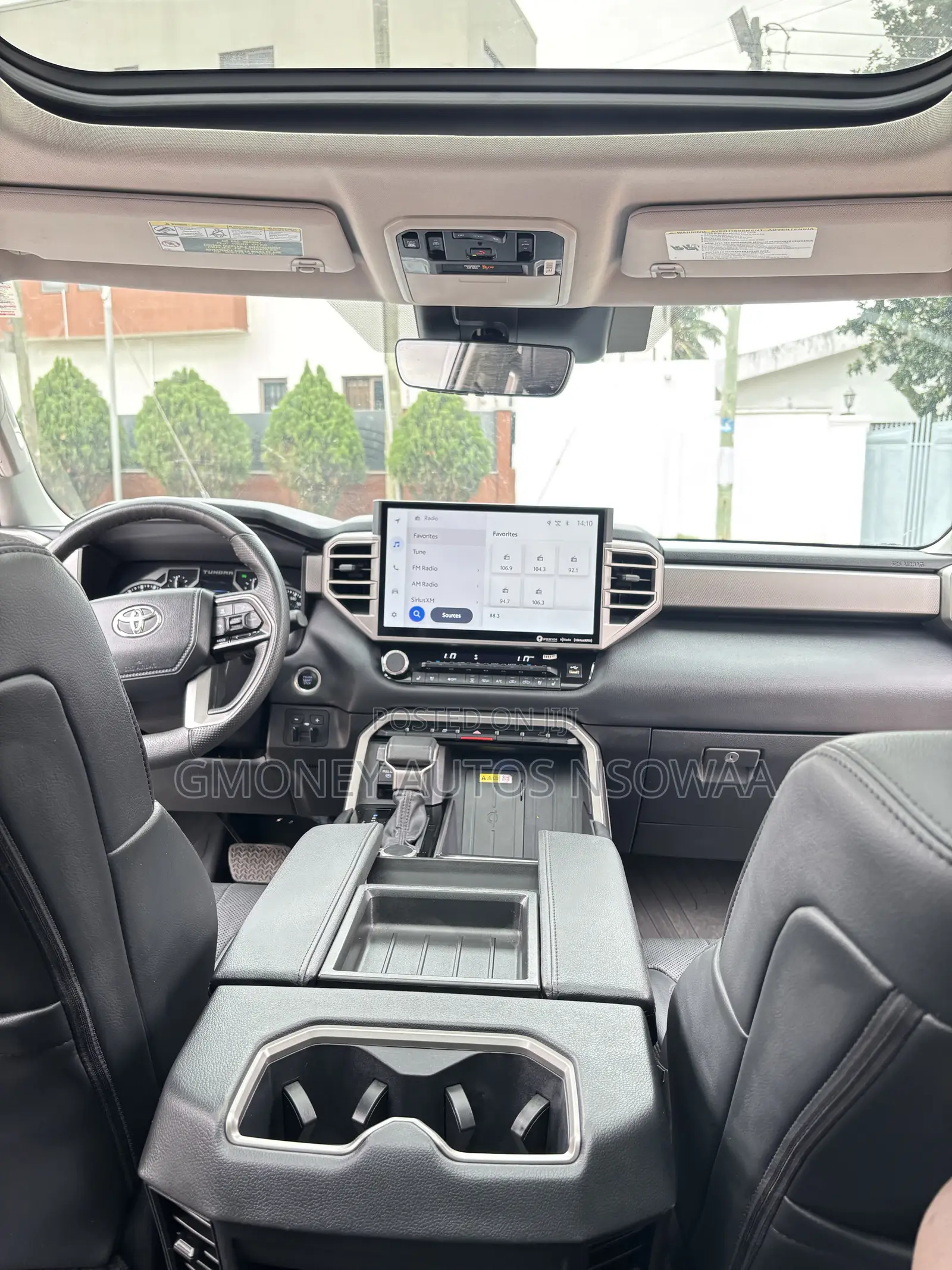 Toyota Tundra Limited CrewMax 5.5' Bed 2024 Silver