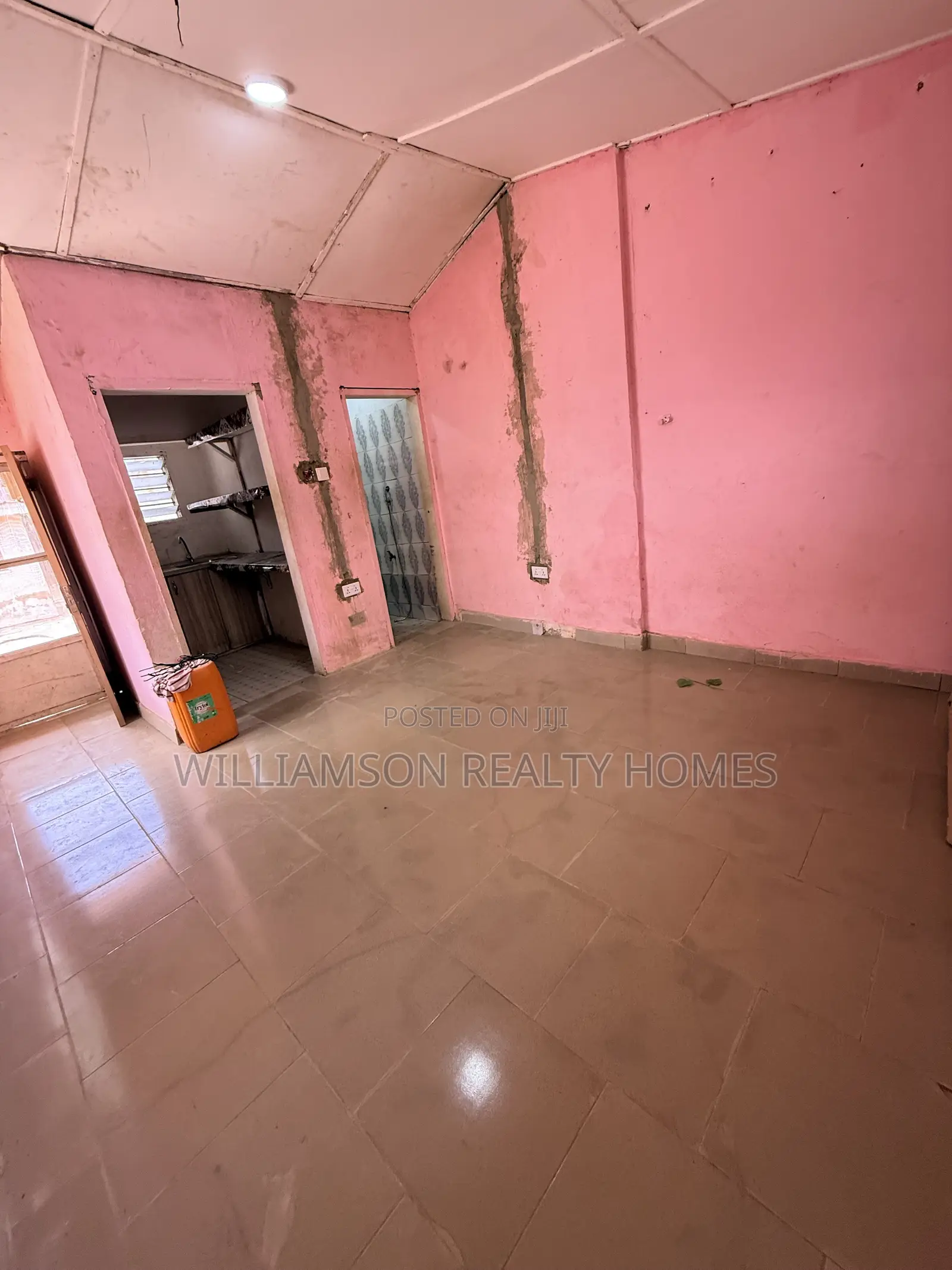 1bdrm Apartment in Community 18 Area, Spintex for rent