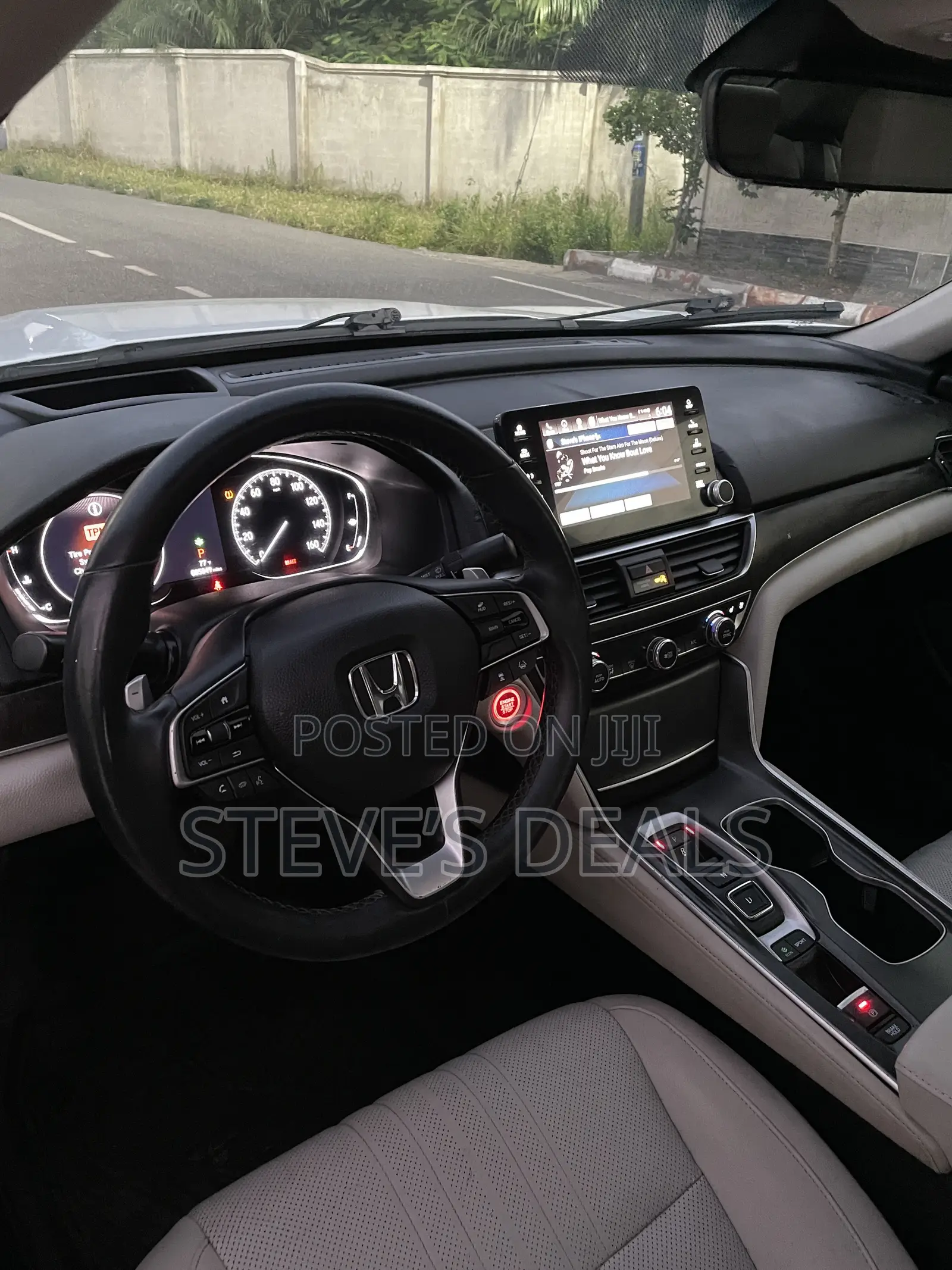 Honda Accord Touring 2.0T 2018 White