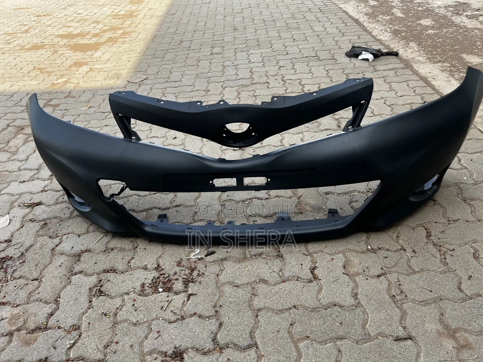 Toyota Yaris Front Bumper 2011 2012 2013 2014