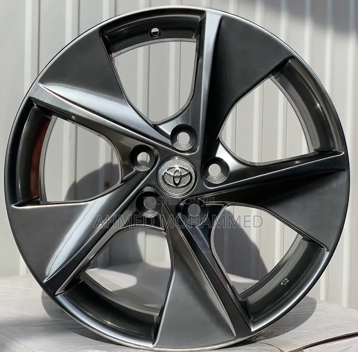 Toyota Camry Alloy Rim 18