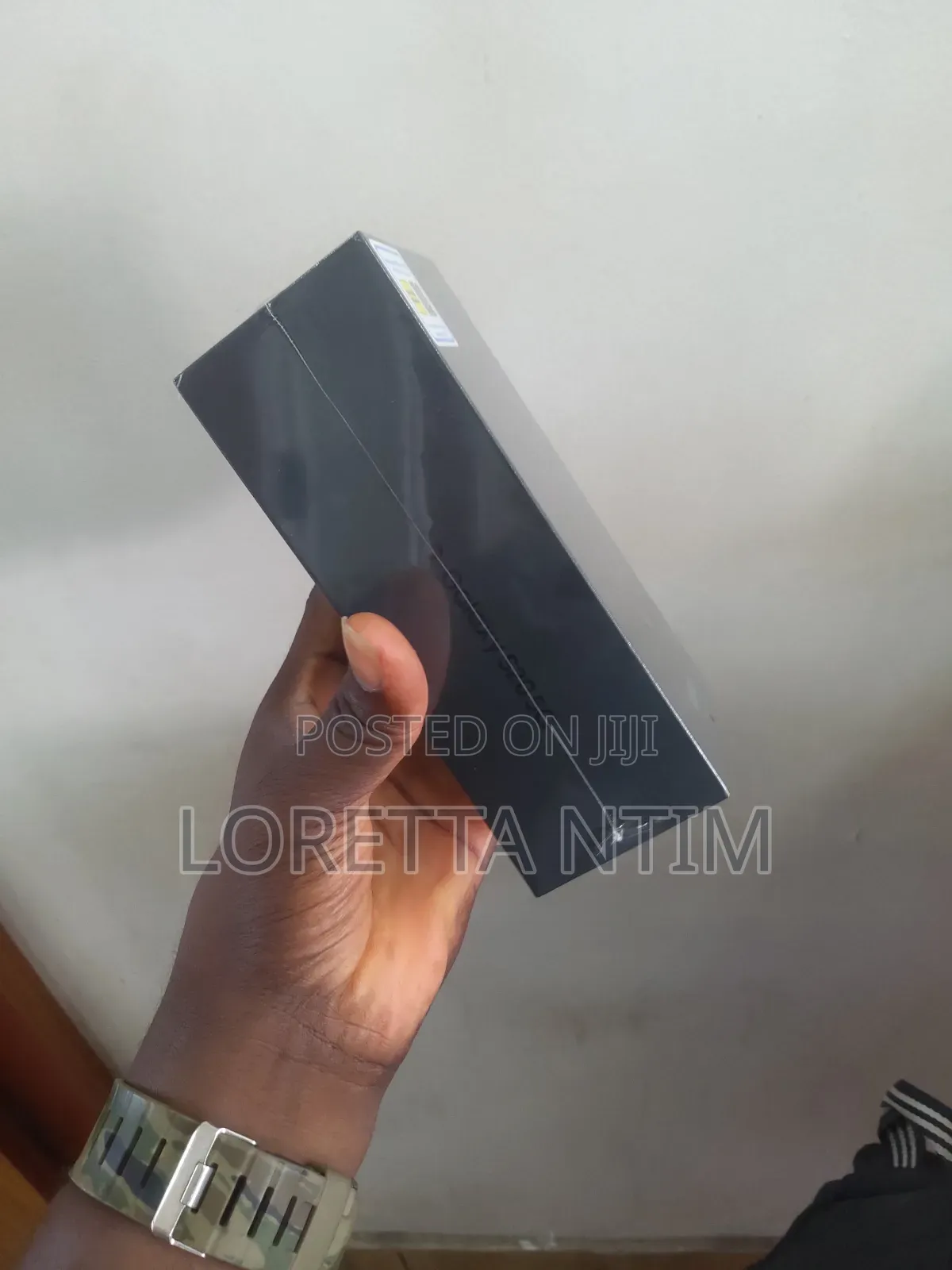 New Samsung Galaxy S20 128 GB Black
