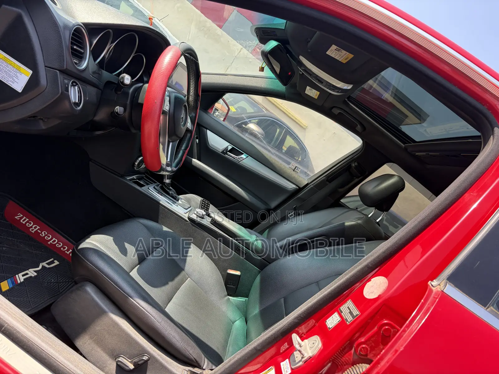 Mercedes-Benz C250 2014 Red