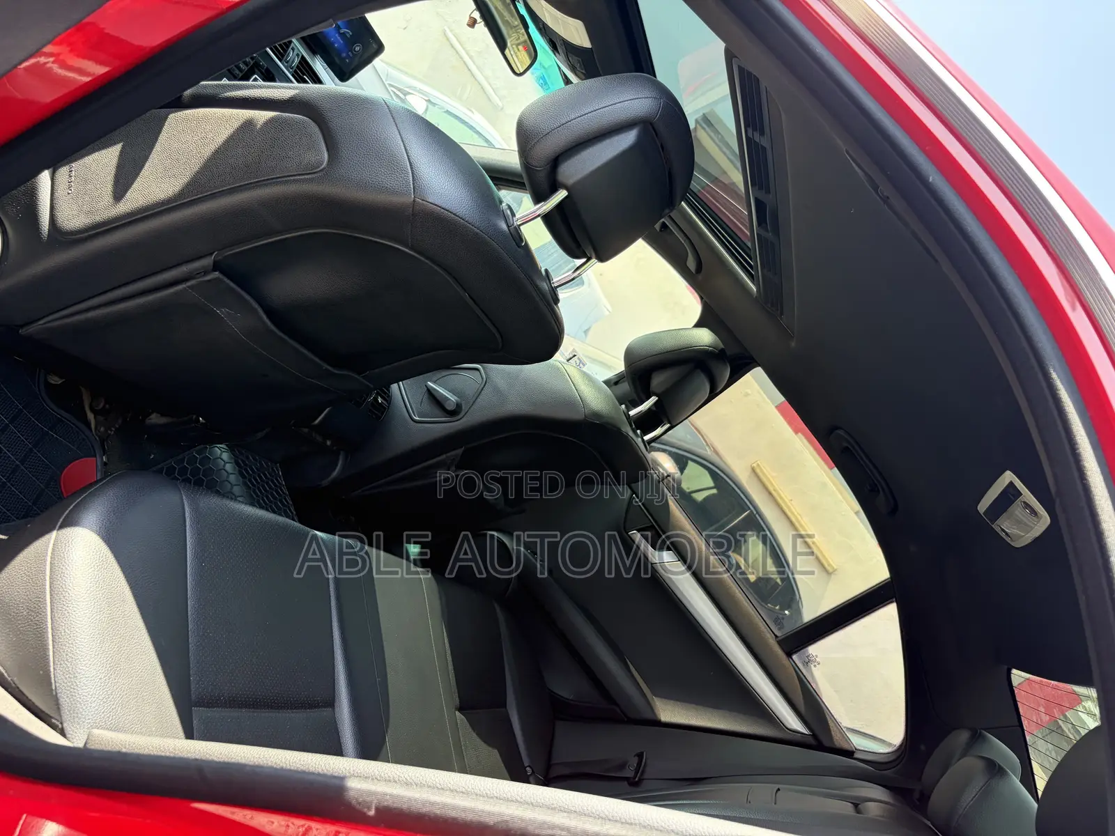 Mercedes-Benz C250 2014 Red
