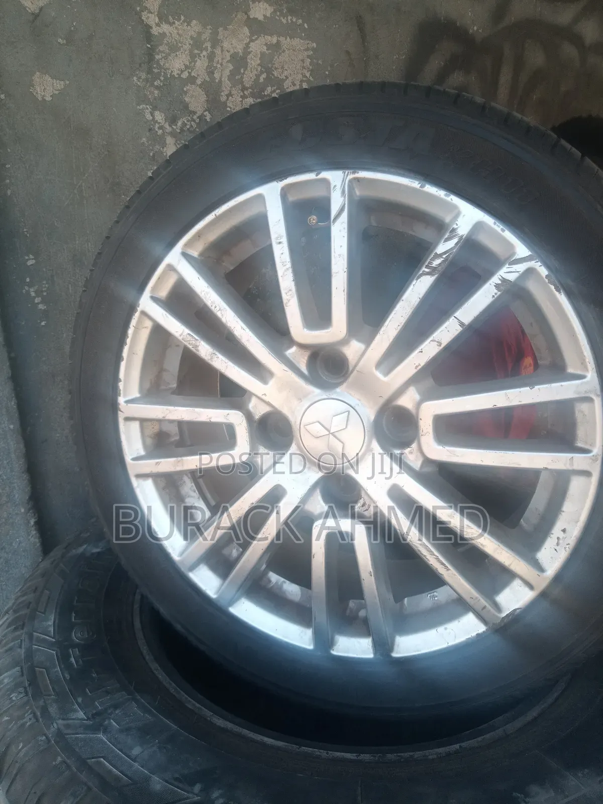 Nissan Sentra/ Venza Rim 16