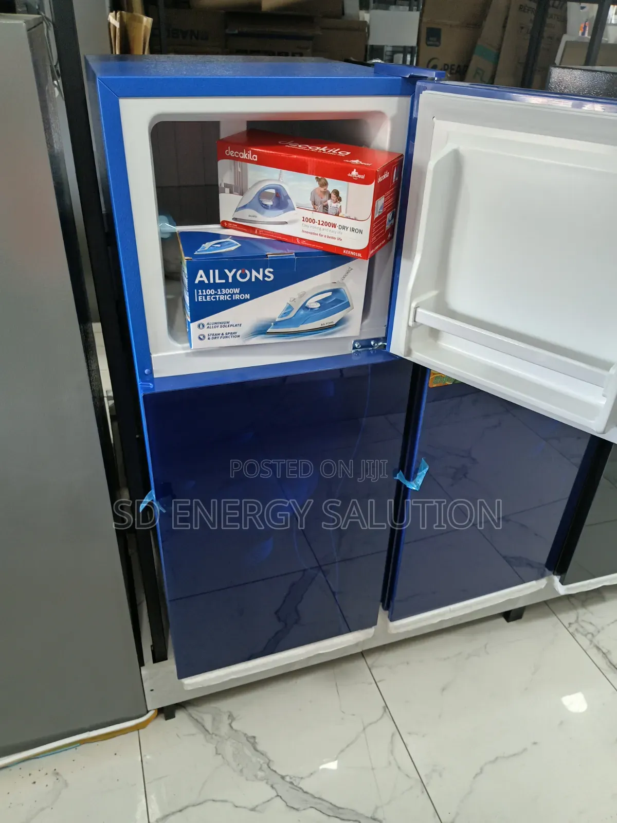Westpool Refrigerator Smart Life 108L Plus Free Iron