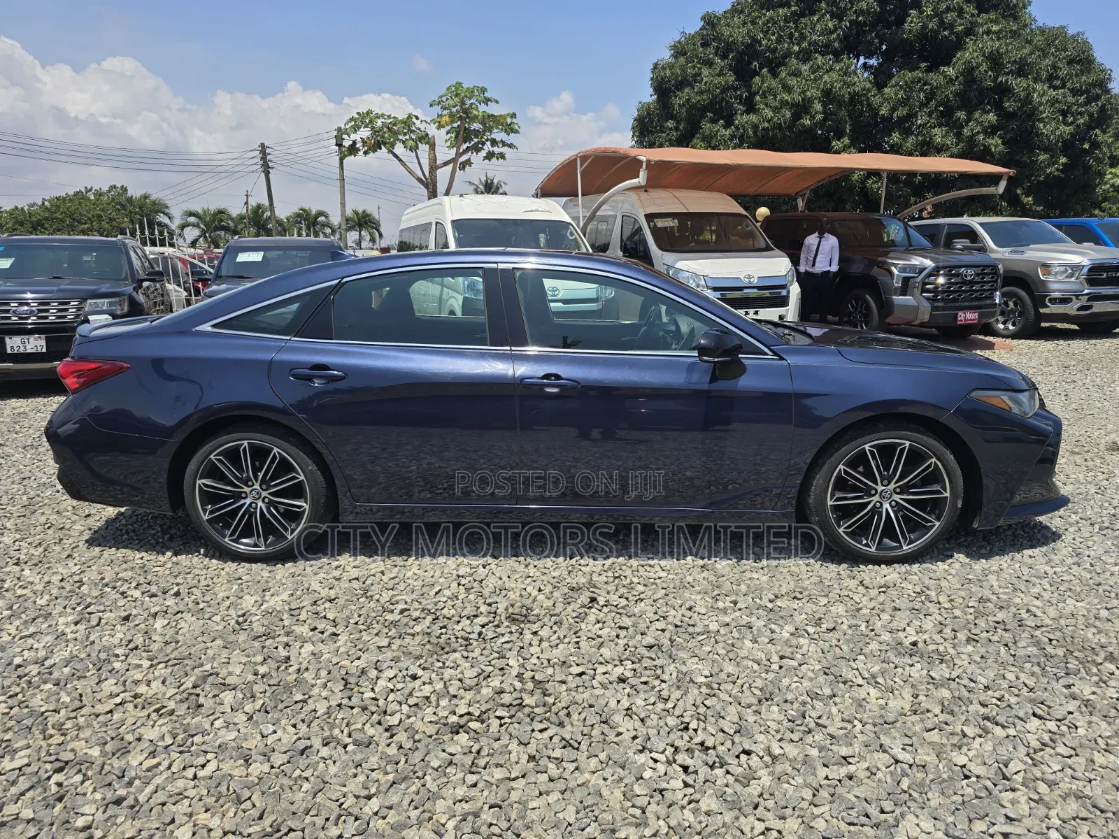 Toyota Avalon 2019 Blue