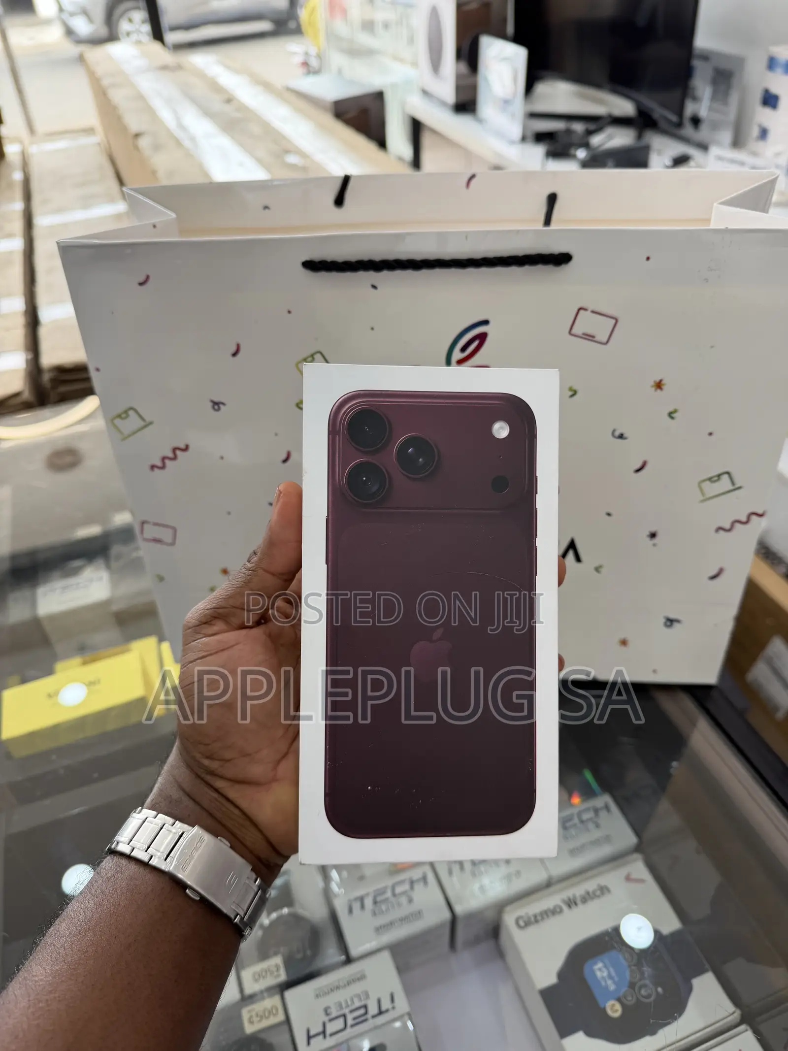 New Apple iPhone 18 Pro Max 256 GB Red