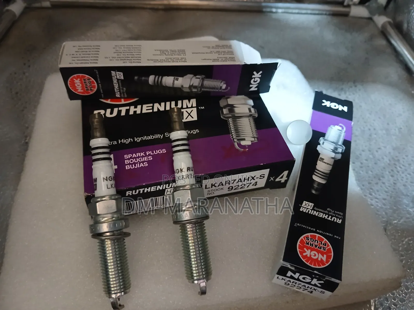 Multi-Use NGK Spark Plugs Ruthenium Hx 14/14