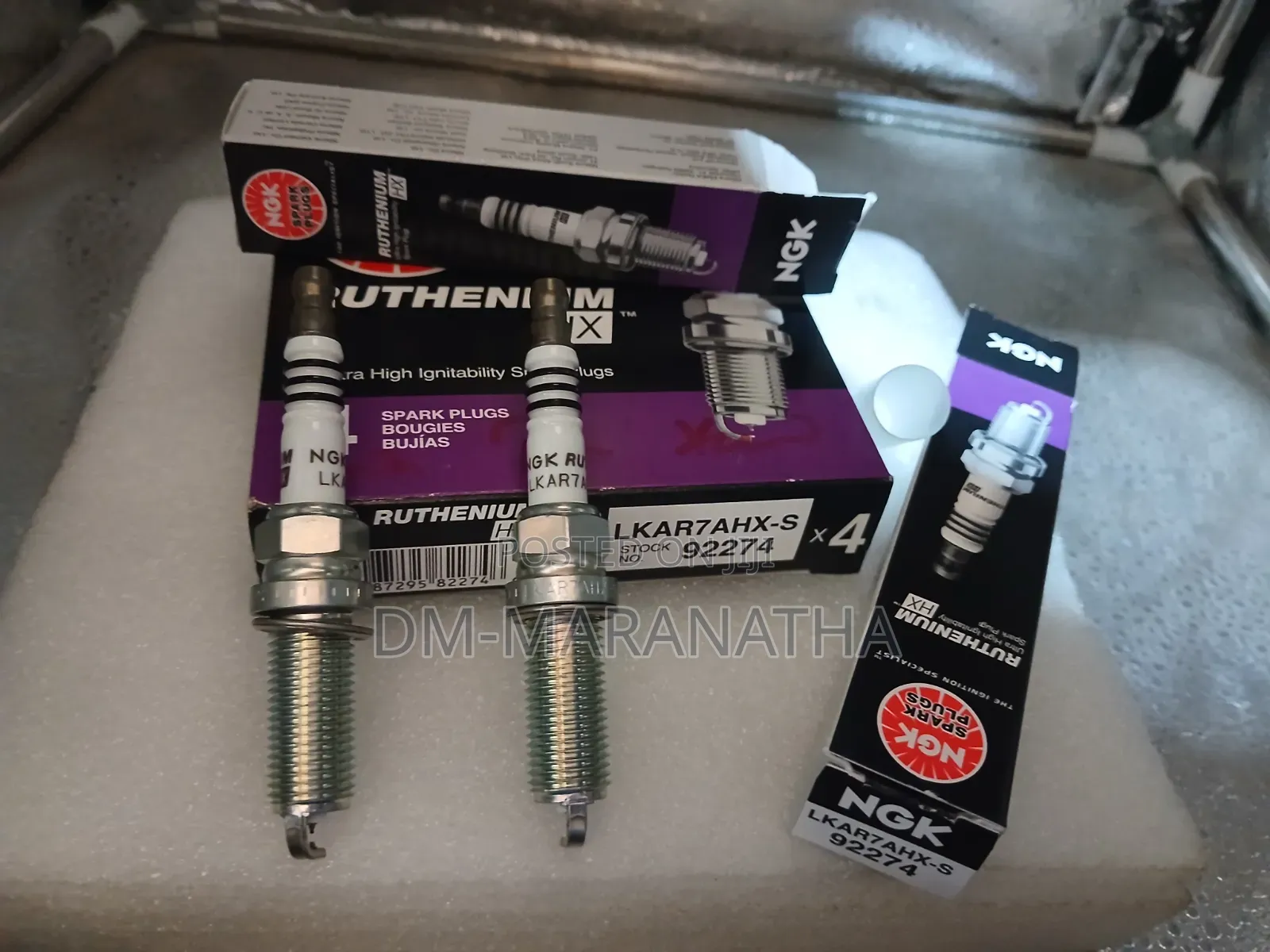 Multi-Use NGK Spark Plugs Ruthenium Hx 14/14