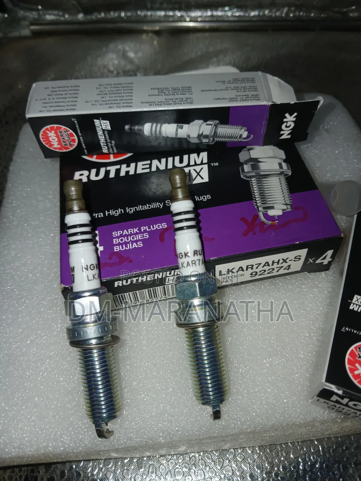 Multi-Use NGK Spark Plugs Ruthenium Hx 14/14