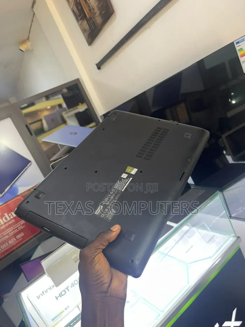Laptop Lenovo IdeaPad 110 4GB Intel Core i7 HDD 500GB