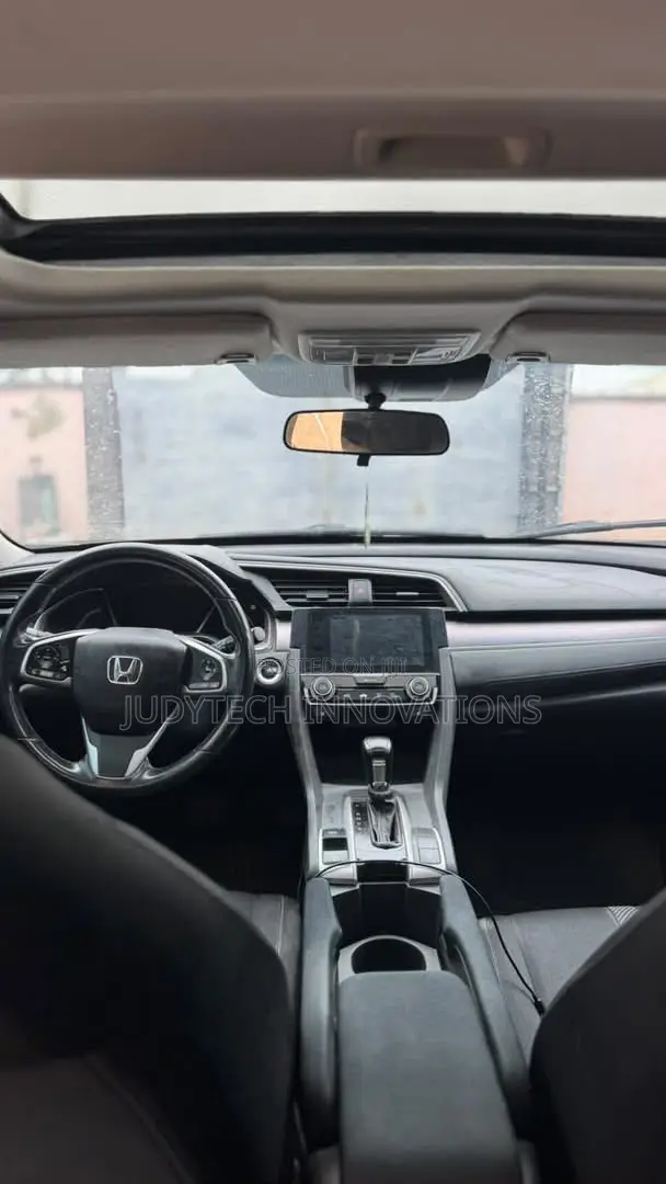 Honda Civic 2017 White