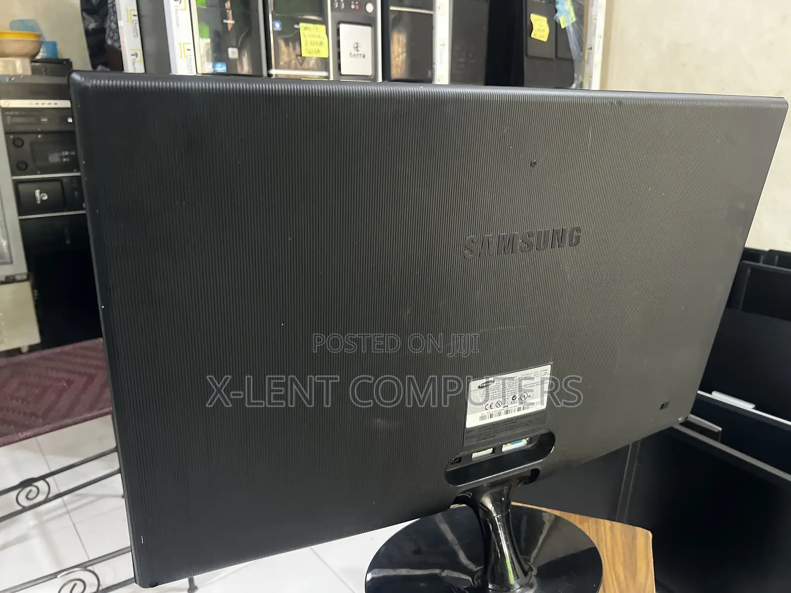 Samsung 27 Inches Inches