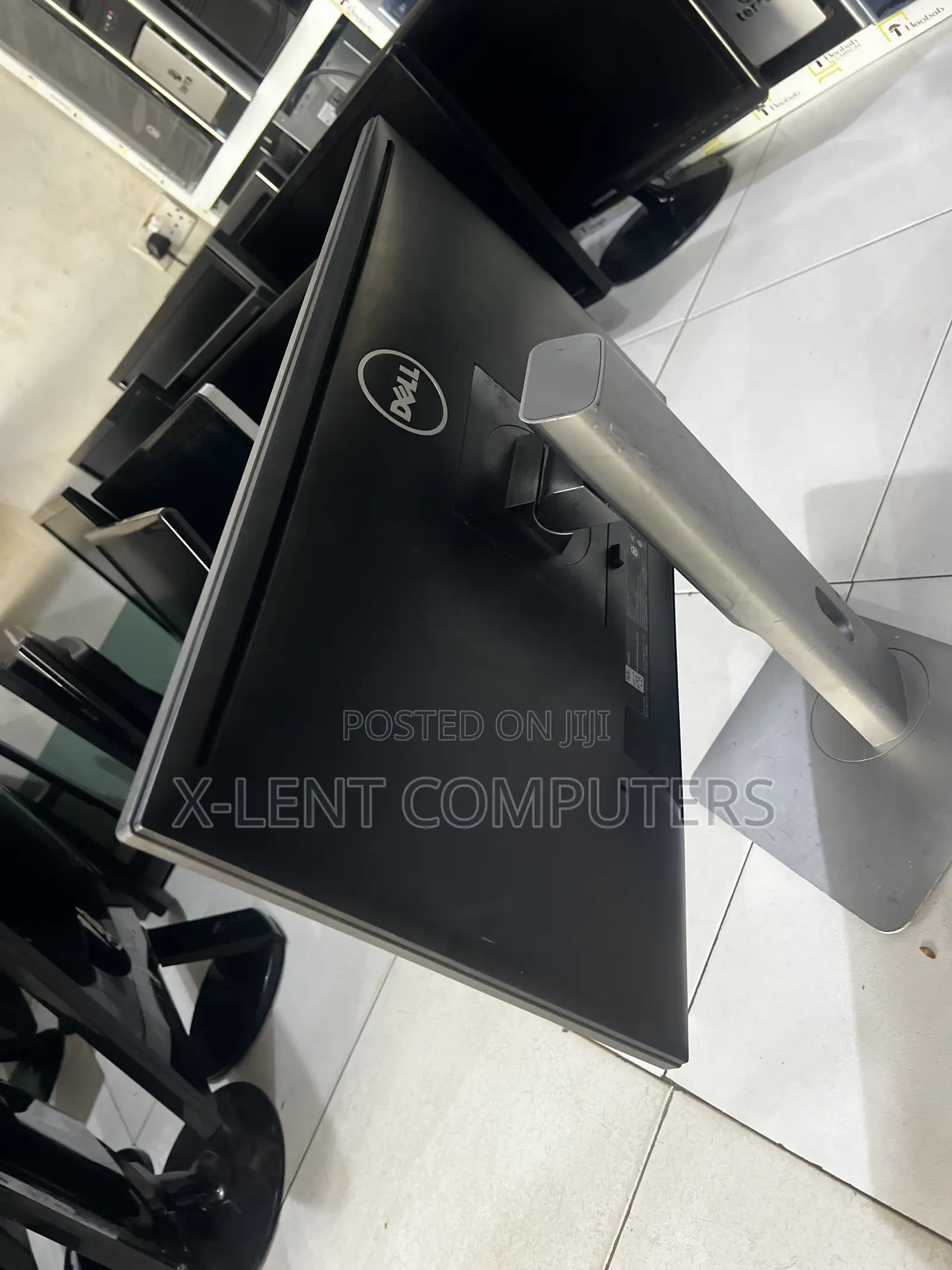 Edgeless 24 Inches