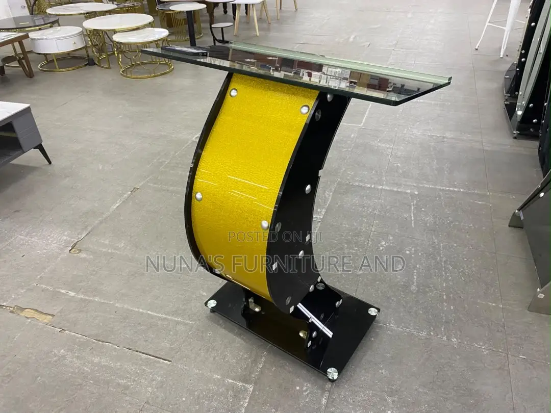 Gold Glass Modern Church Pulpit