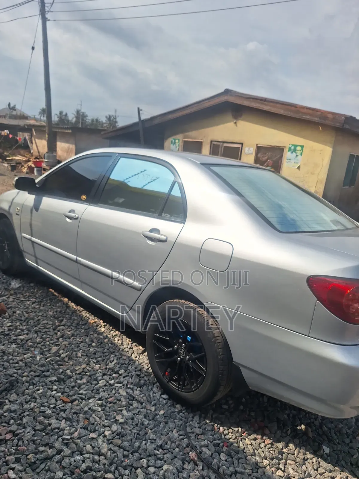 Toyota Corolla LE 4dr Sedan (1.8L 4cyl 4A) 2010 Silver