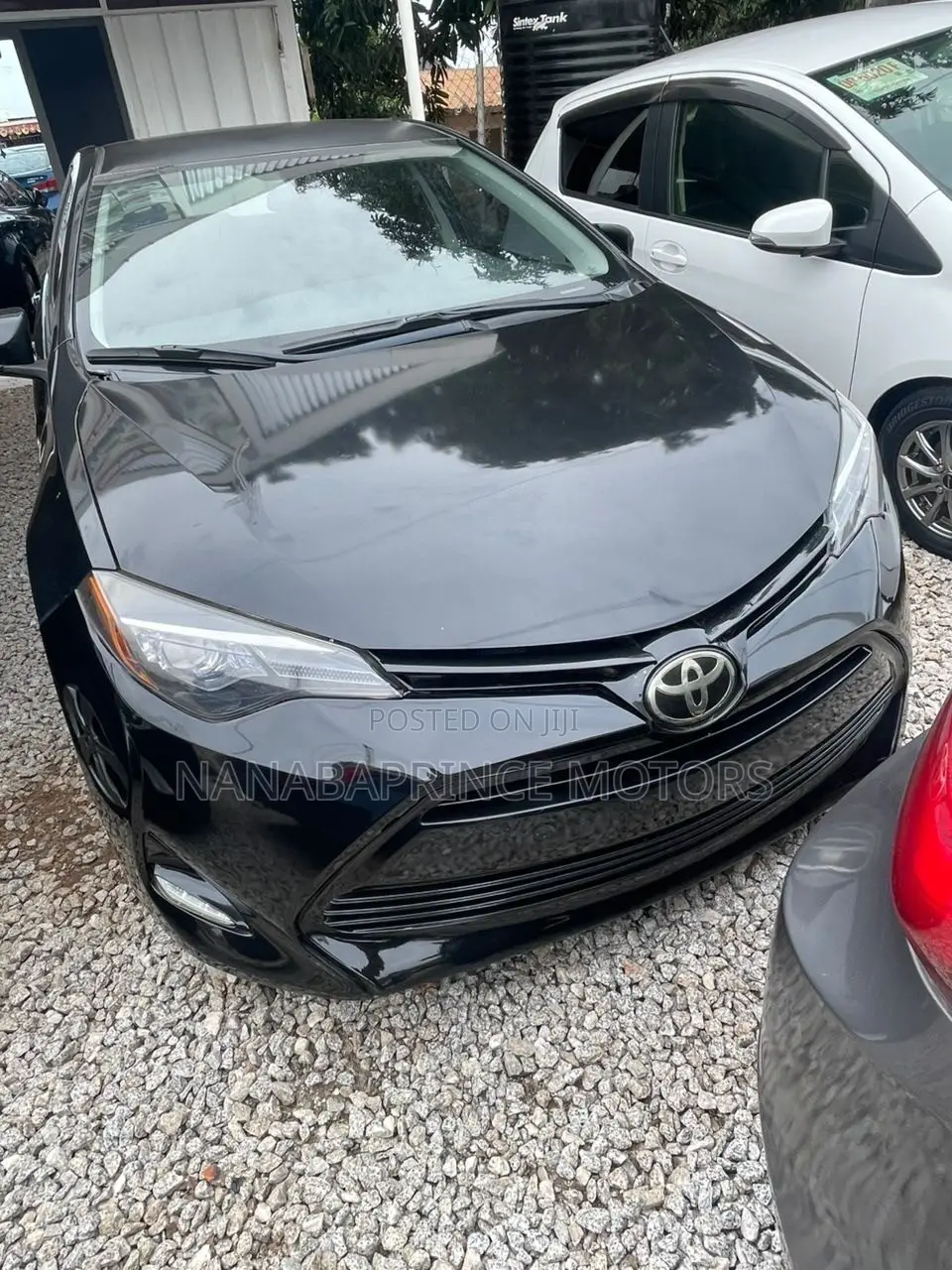 Toyota Corolla LE Eco (1.8L 4cyl 2A) 2018 Black